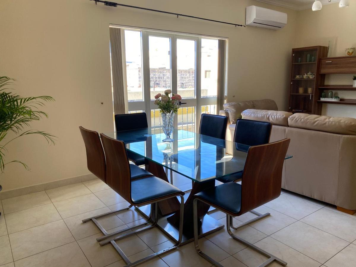 Newly Refurbished Mellieha Central Apartment المظهر الخارجي الصورة
